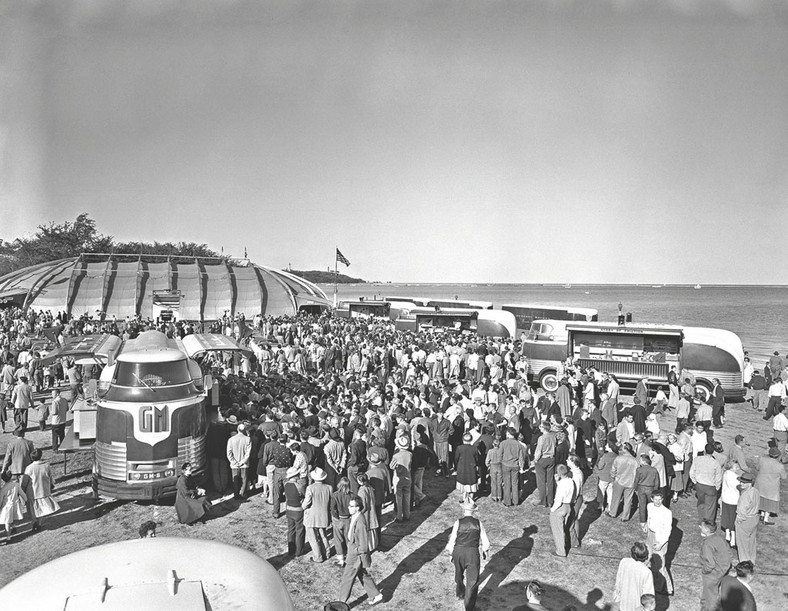 GM Futurliner - nowoczesność lat 50.