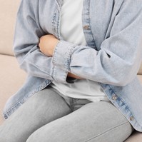 Mi jó menstruációs görcsök ellen? Az orvos szerint ezek az otthoni praktikák sokat segíthetnek