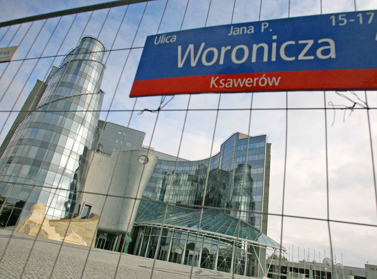 Wyprzedaż w Telewizji Polskiej. Co idzie pod młotek?