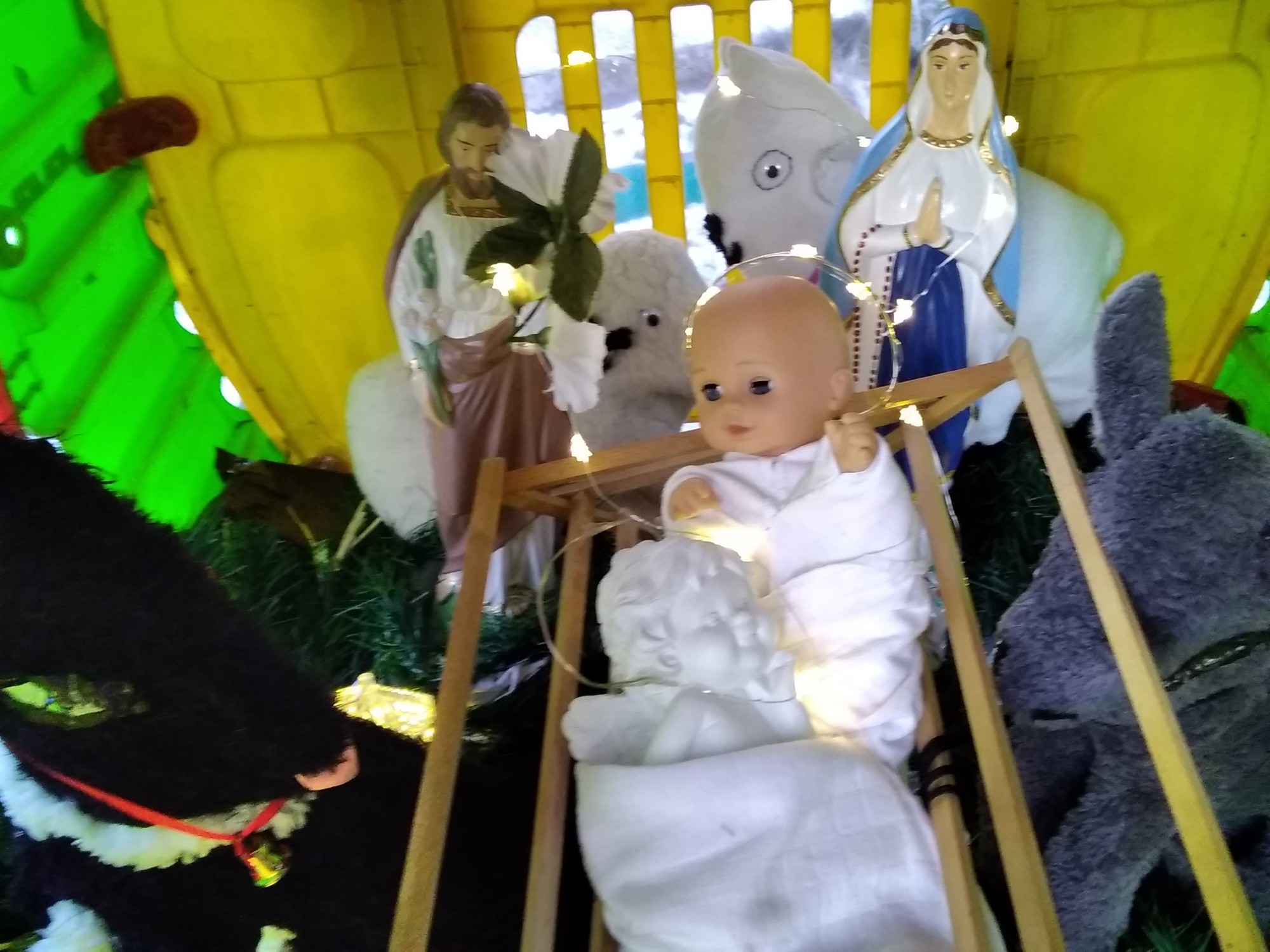 Anna vytvorila takýto betlehem.