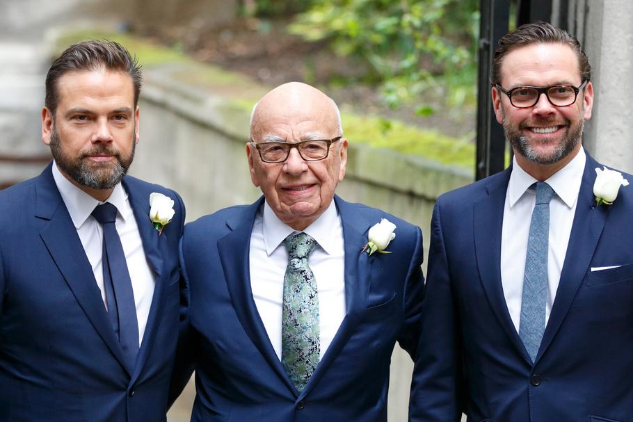 Rupert Murdoch z synami Lachlanem i Jamesem