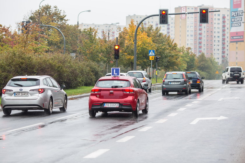 Na ul. Serbskiej w Poznaniu uruchomiona została nowa sygnalizacja świetlna