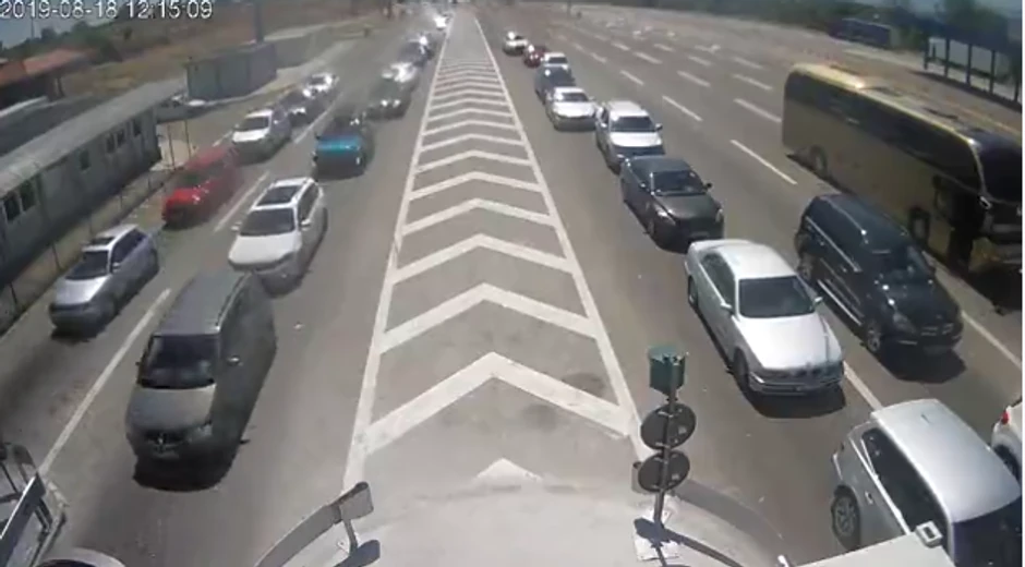 Granični prelaz Preševo na ulazu u Srbiju, trenutno