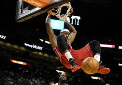 Liga NBA: Miami Heat pokonali w meczu na szczycie San Antonio Spurs