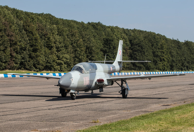 TS-11 Iskra - legendarny polski samolot szkolno-treningowy