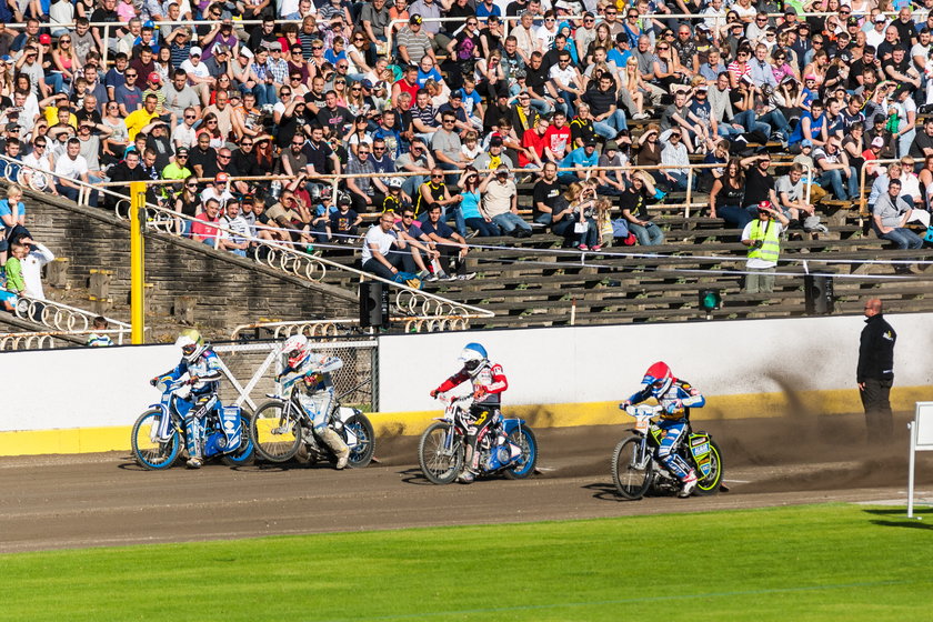 Żużel powrócił na wyremontowany stadion na Golęcinie