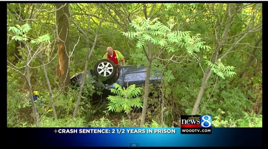 Slupani automobil na mestu nesreće