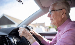 Zmiany w prawie jazdy. Seniorzy będą musieli przejść kilka badań