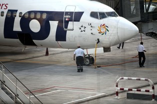 LOT ma plan restrukturyzacji. Odda embraery w zamian za boeingi