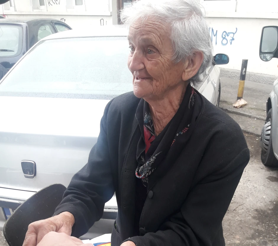 Suzne oči bake Darinke