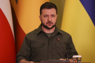 Zełenski: Bank Światowy przekaże 4,8 mld dolarów na odbudowę Ukrainy