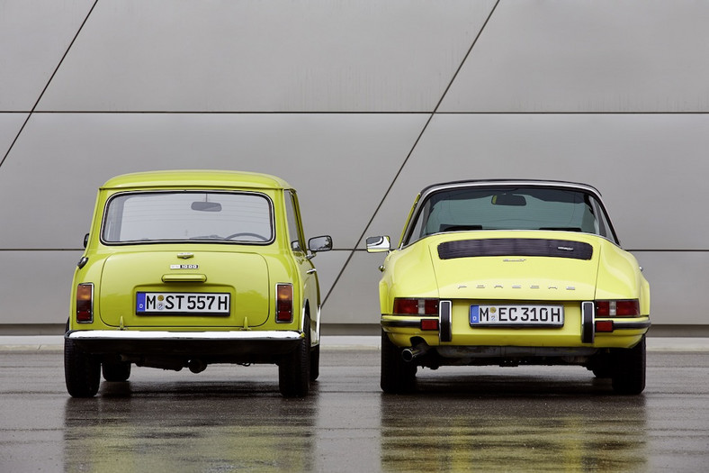 Porsche 911 i… Mini