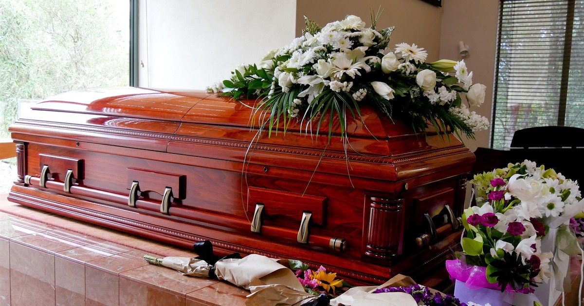 To miał być ostatni raz, kiedy zobaczą ojca. W trumnie leżał ktoś inny