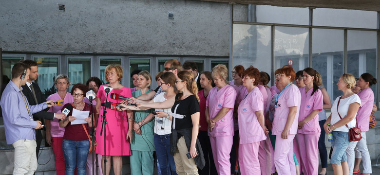 Pielęgniarki z CZD apelują o pomoc do premier Szydło