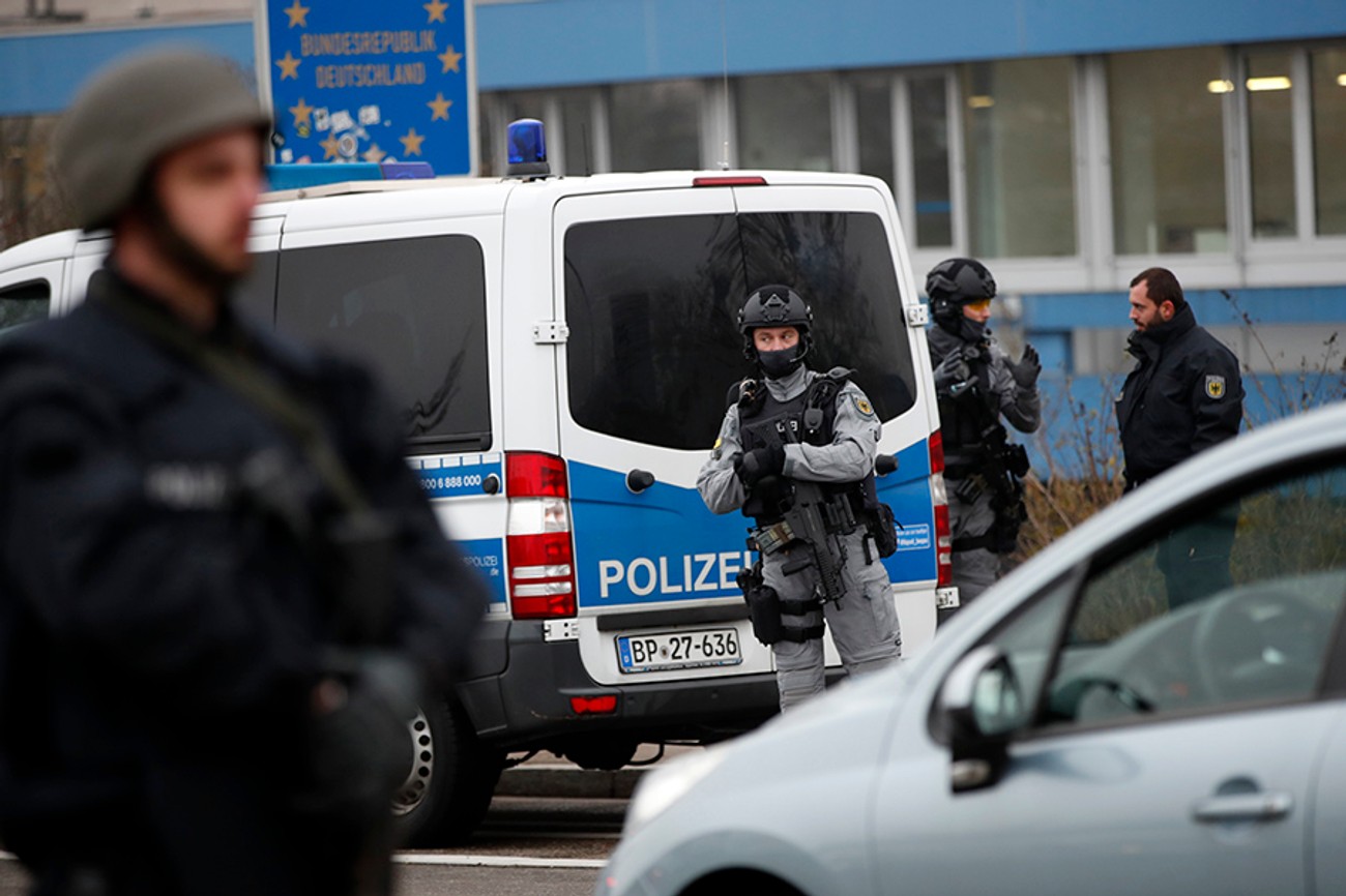 Tinejdžer iz Srbije se krio od policije u smeću