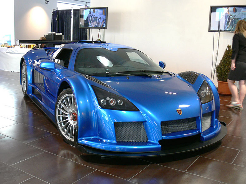 Gumpert Apollo za 310 tys. euro już do kupienie w Pradze