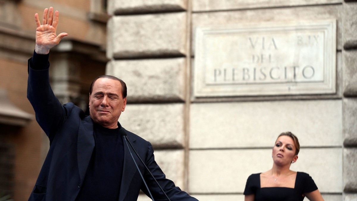 Silvio Berlusconi w czasie wiecu w Rzymie w sierpniu 2013 r.