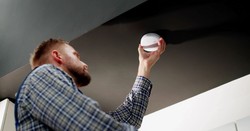 Nowy obowiązek dla właścicieli mieszkań. Za brak tego urządzenia grożą kary