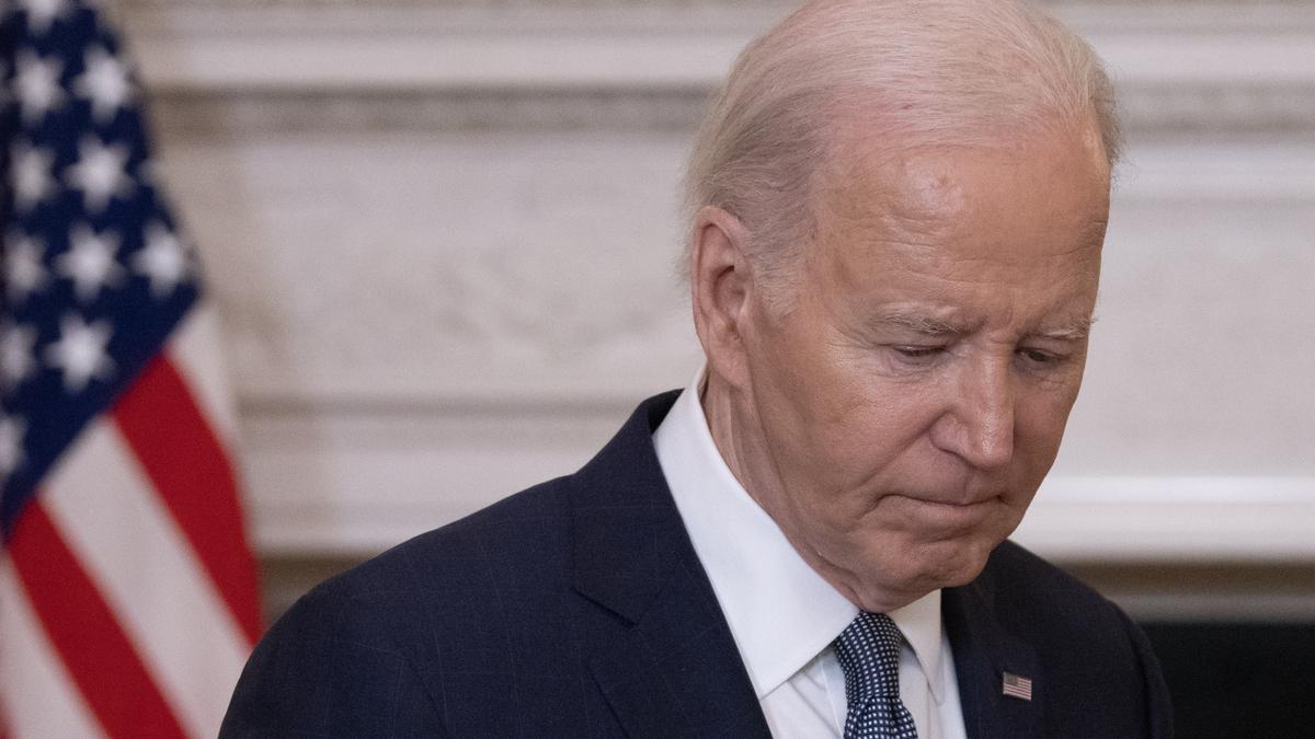 Elnök úr, ez már röhejes! Joe Biden lassan magára marad