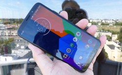 Motorola Moto Z3 Play, czyli modułowy kompromis [TESTUJEMY]