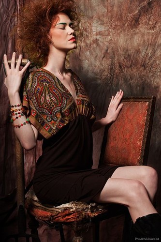 Modne kreacje w stylu folk