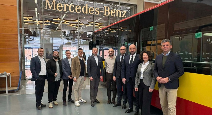 Po wizycie w Stambule można ogłosić, że pierwsze autobusy przyjadą do Wrocławia już w najbliższych dniach i tygodniach, a w pierwszym kwartale tego roku zostanie zrealizowana połowa kontraktu z Mercedesem (100 autobusów). 