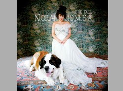 Norah Jones dała się poprawić Santigold