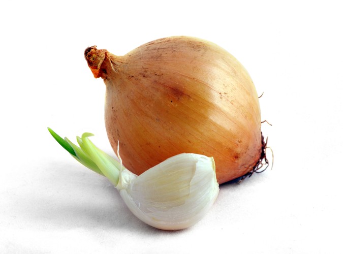 1. Pomaga zredukować ból i obrzęk