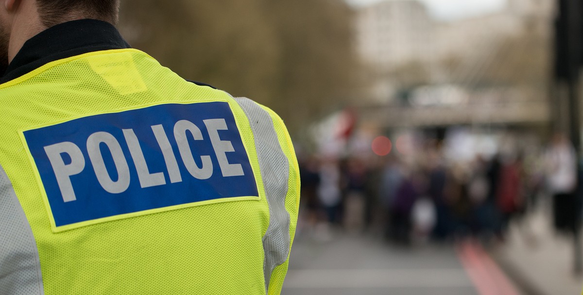 Brytyjska policja tłumiła zamieszki w Anglii