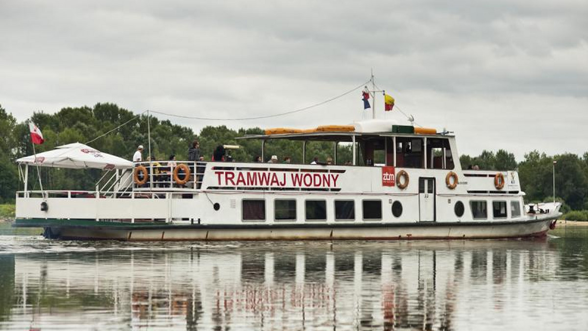 W najbliższą sobotę rozpocznie się ósmy sezon Warszawskich Linii Turystycznych, potrwa do 11 września. Z pokładu tramwaju wodnego będzie można obejrzeć panoramę Warszawy, promem przeprawić się przez Wisłę, a statkiem "Zefir" wybrać się na wycieczkę do Serocka.