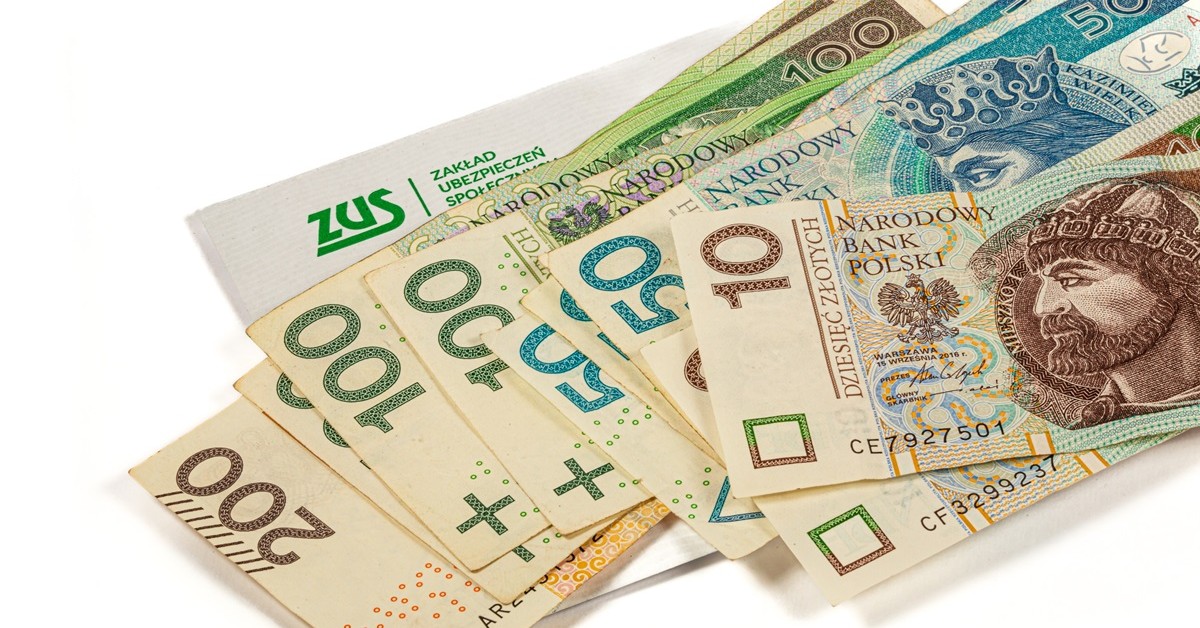 Kilkaset złotych miesięcznie poza 13. i 14. emeryturą. Oto, komu Państwo wypłaci dodatkowe pieniądze