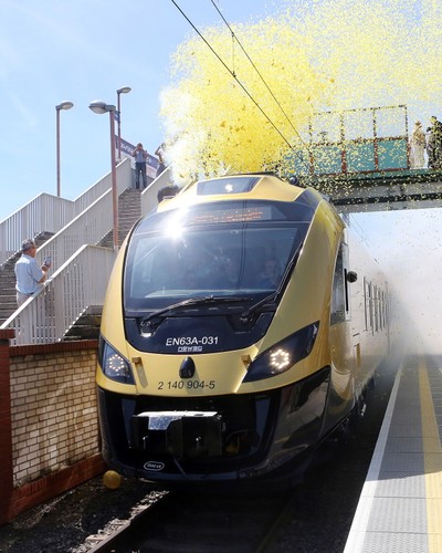 Należąca do grupy spółka Newag Gliwice S.A. specjalizuje się w obszarze produkcji oraz modernizacji lokomotyw elektrycznych. Grupa zatrudnia ok. 1900 osób. Spółka zadebiutowała na warszawskiej giełdzie w grudniu 2013 r. <br><br> (zuz) PAP/Marcin Bielecki