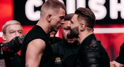 Amadeusz "Ferrari" Roślik wygrał, ale złamał nos.
Kontuzja przerwała podwójną walkę wieczoru FAME MMA 18