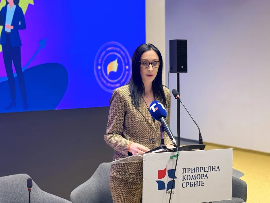   Ministarka za brigu o porodici i demografiju Jelena Žarić Kovačević