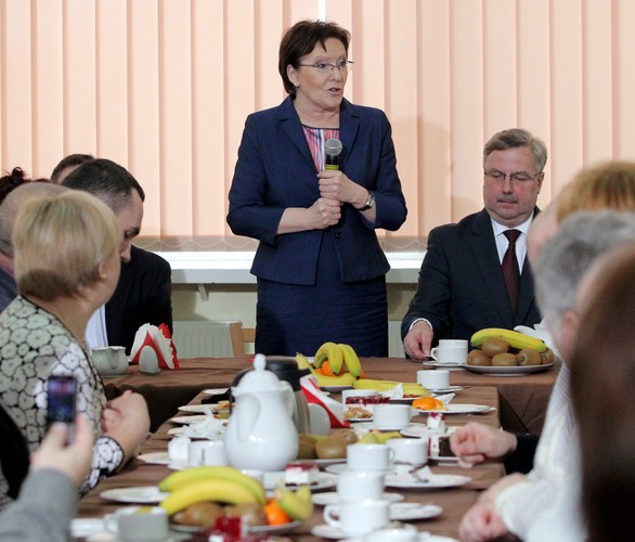 Ewa Kopacz u ewakuowanych z Donbasu