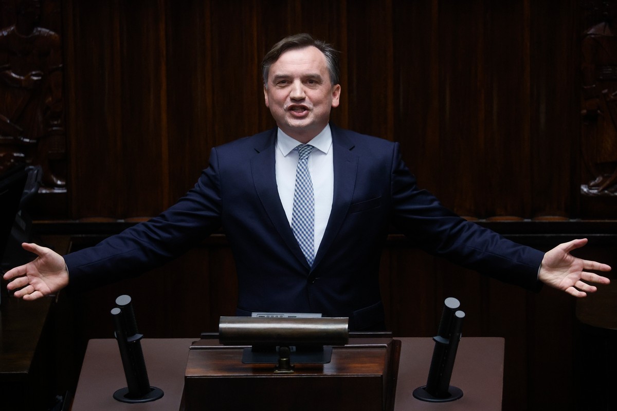 Kolejna porażka sejmowej komisji. Zbigniew Ziobro nie stawił się po raz siódmy