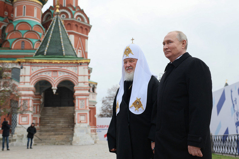Patriarcha Cyryl i Władimir Putin na Placu Czerwonym w Moskwie