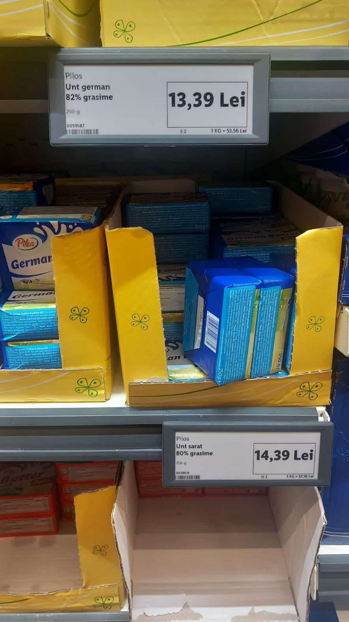 Matej odfotil ceny masla v Rumunsku.