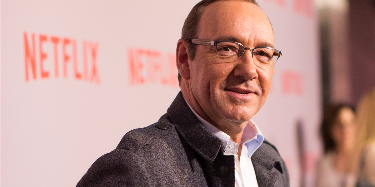 Kevin Spacey apologizes after accusation of sexual misconduct, comes out as gay