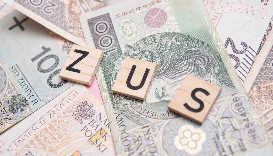 Pieniądze z ZUS po śmierci bliskiego. Masz rok na wniosek, inaczej przepadną