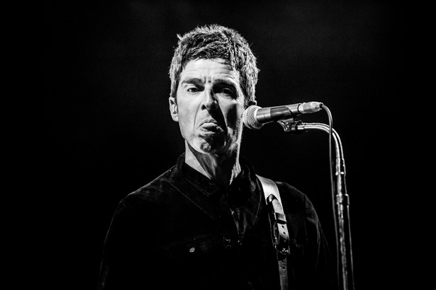 Noel Gallagher w "Black Star Dancing". Zobacz świetny, taneczny TELEDYSK