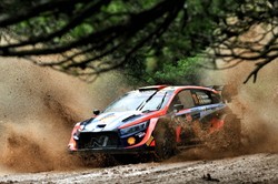 Rajdowe MŚ. Neuville liderem w Grecji, Kajetanowicz piąty w WRC2