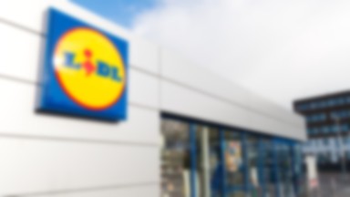 Lidl pierwszym supermarketem w UK płacącym minimalne pensje