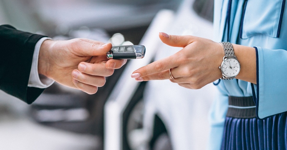 Usługa carsharing w Polsce. Polacy coraz częściej wynajmują samochody [BADANIE]