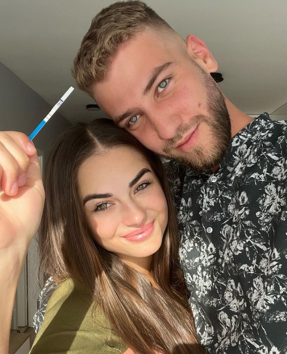 Influencer a moderátor Samuel Procházka alias Gracioso bude otcom.