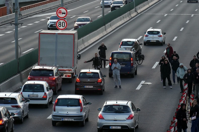 Početak blokade saobraćaja na "Gazeli"