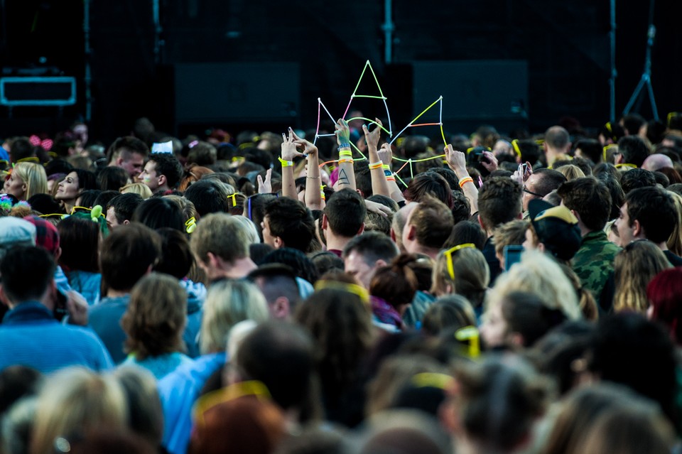 Publiczność na koncercie 30 Seconds To Mars w Rybniku