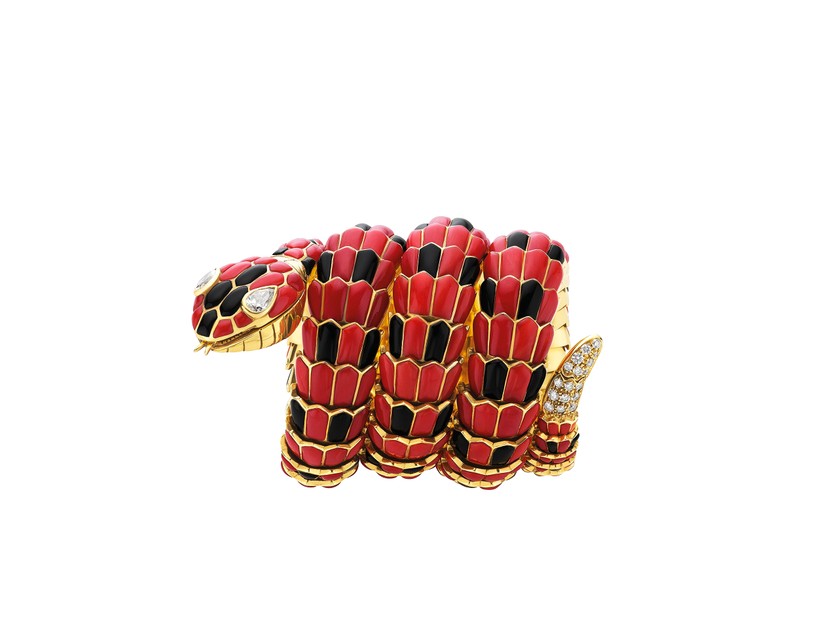 1970 Armbanduhr Serpenti Secret Watch, mit Koralle, Onyx und Diamanten.