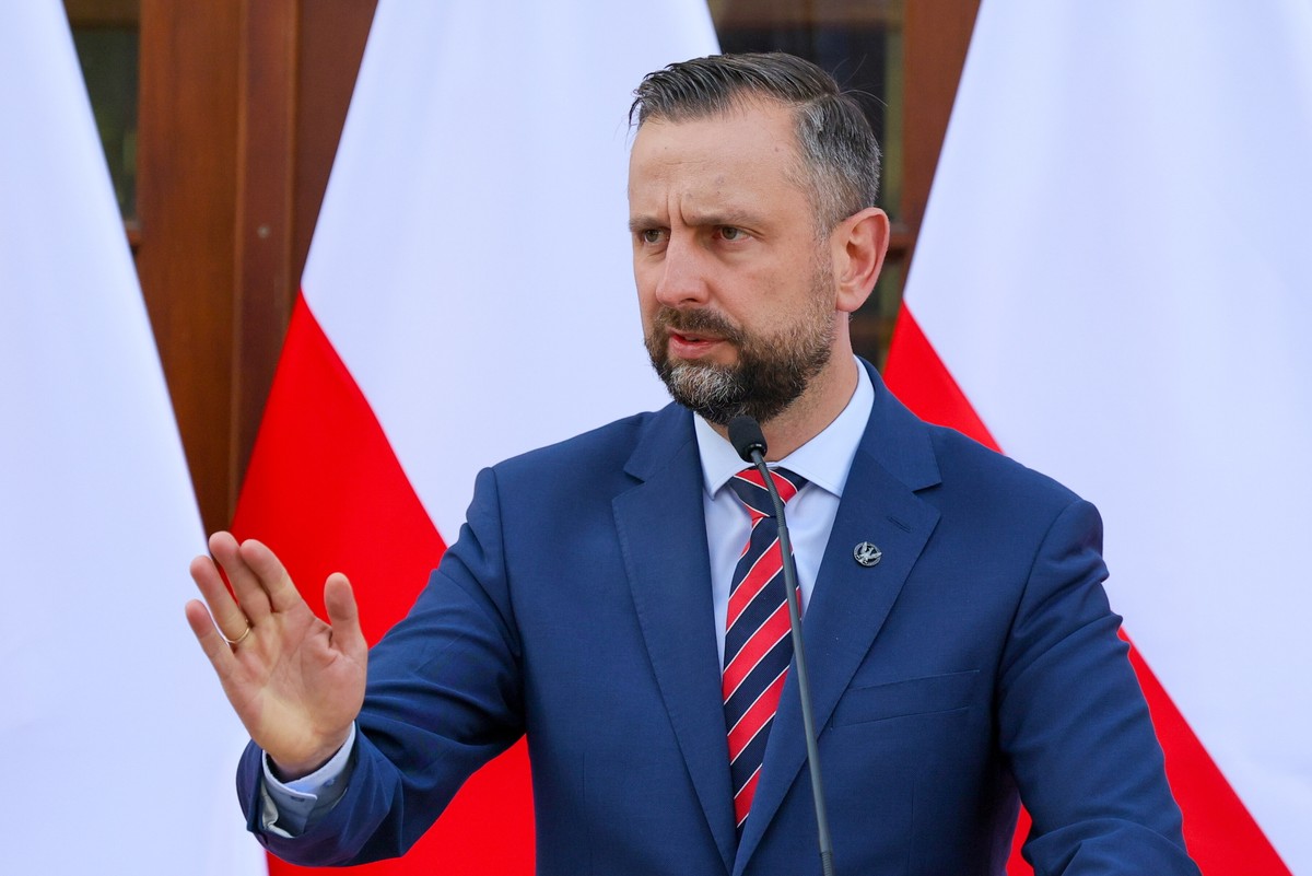 Na zdjęciu lider PSL Władysław Kosiniak-Kamysz podczas konferencji, która odbyła się 26 sierpnia 2025 r. Czy w przyszłości ludowcy połączą siły z Konfederacją?