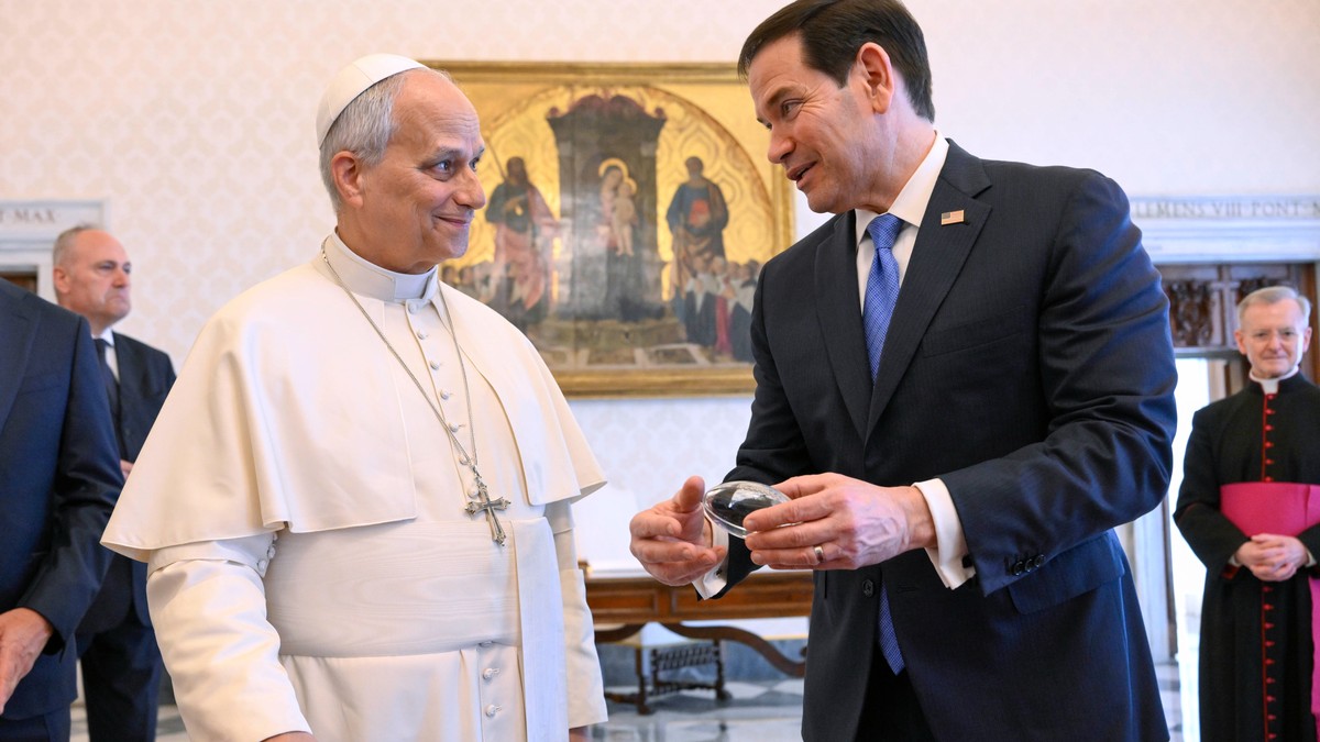 Papa Lav i Marko Rubio